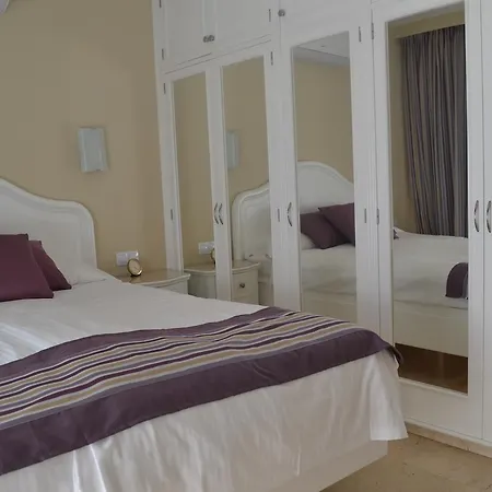 Club Excelsior Ii Apartamento
